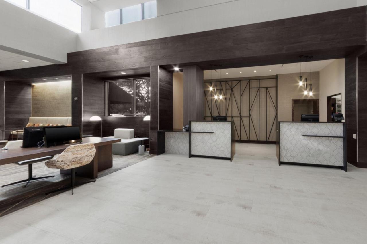 Houston Marriott North Hotell Eksteriør bilde