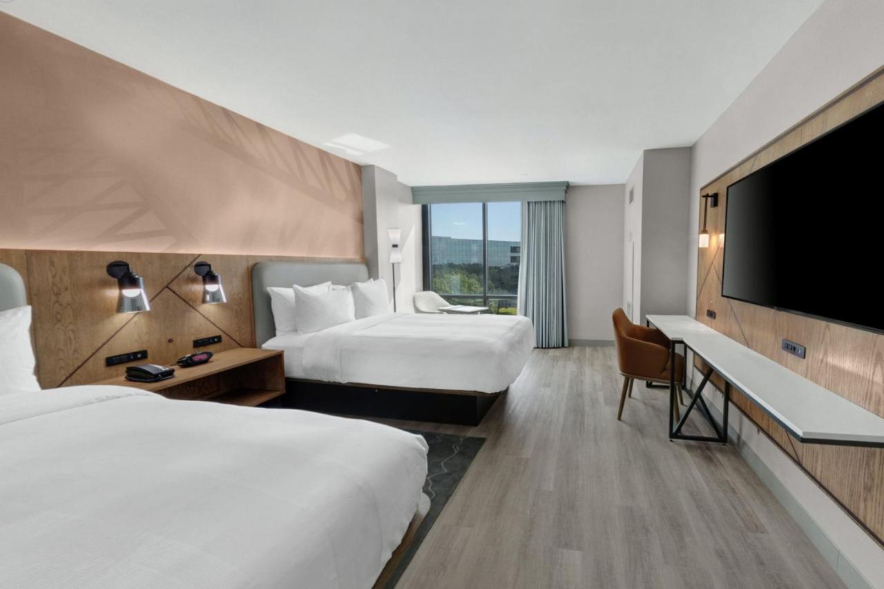 Houston Marriott North Hotell Eksteriør bilde