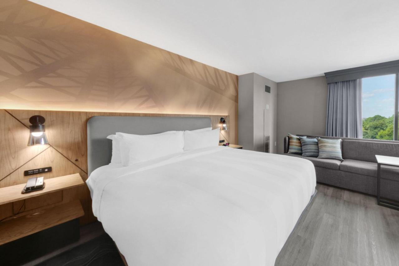 Houston Marriott North Hotell Eksteriør bilde
